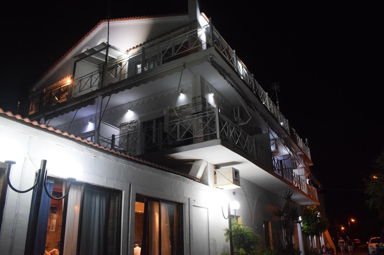 Petrakis Beach Lefkímmi Exterior foto