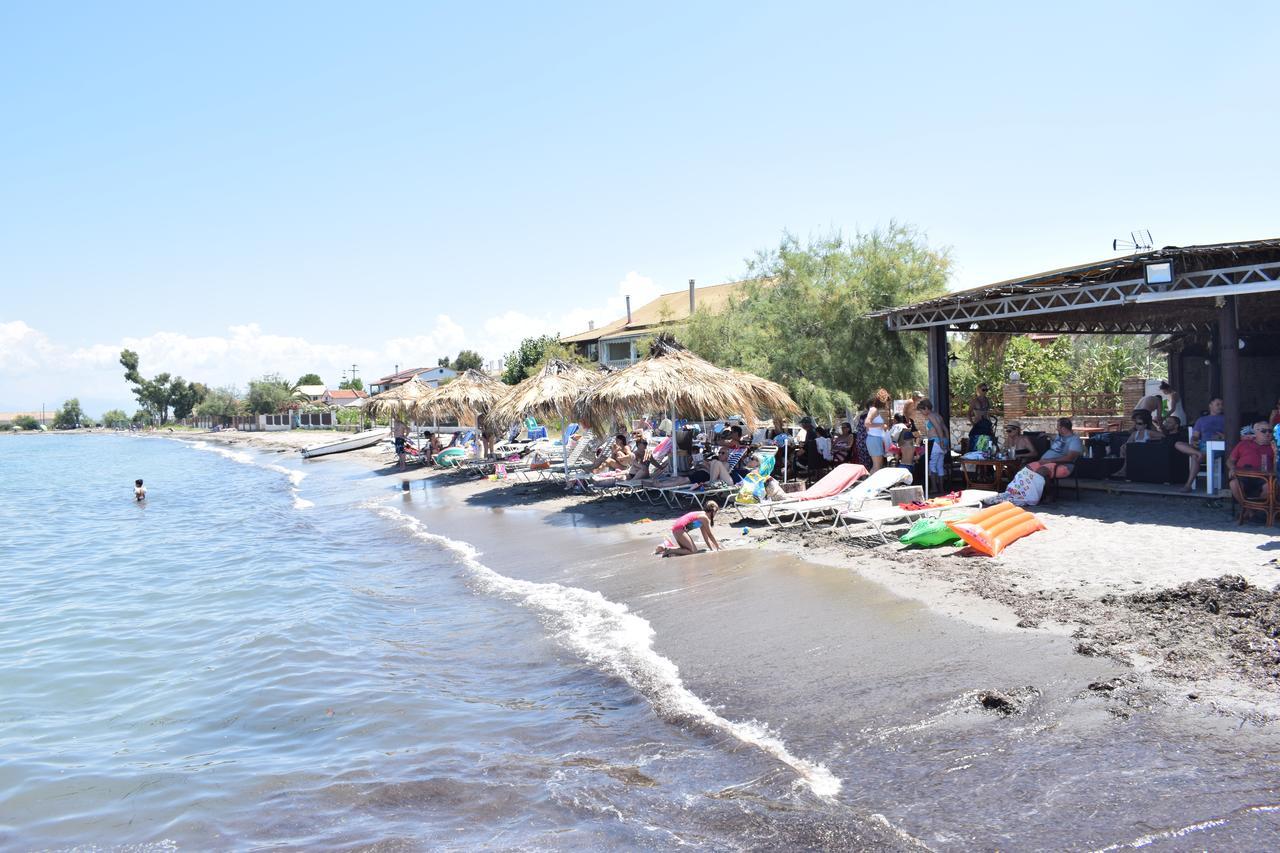 Petrakis Beach Lefkímmi Exterior foto